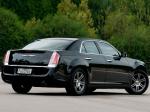 Chrysler 300C 2012 года